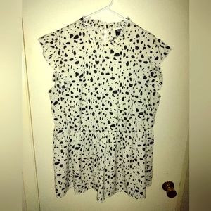 Shein Curve 3X Women's Cap Sleeve Top - White with Black dots
